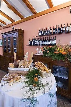 Apart-hotel Miralago & 3*