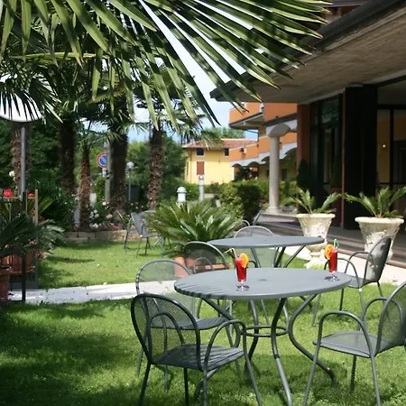 Miralago & 3* Manerba del Garda