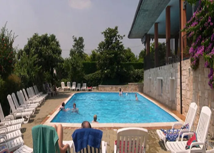 Aparthotel Miralago & Manerba del Garda