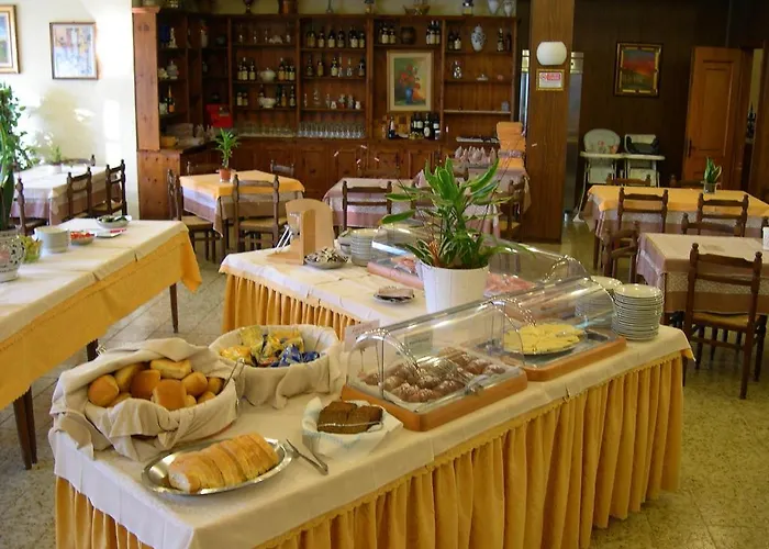 Aparthotel Miralago &