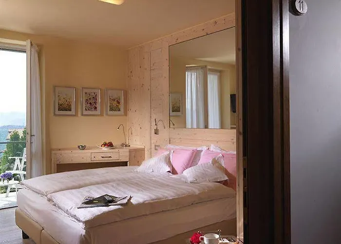Aparthotel Miralago & Manerba del Garda