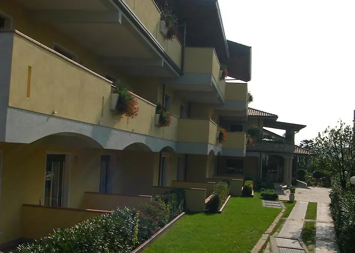 Miralago & Aparthotel