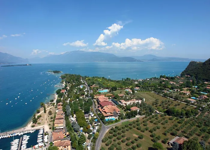 Aparthotel Miralago & Manerba del Garda
